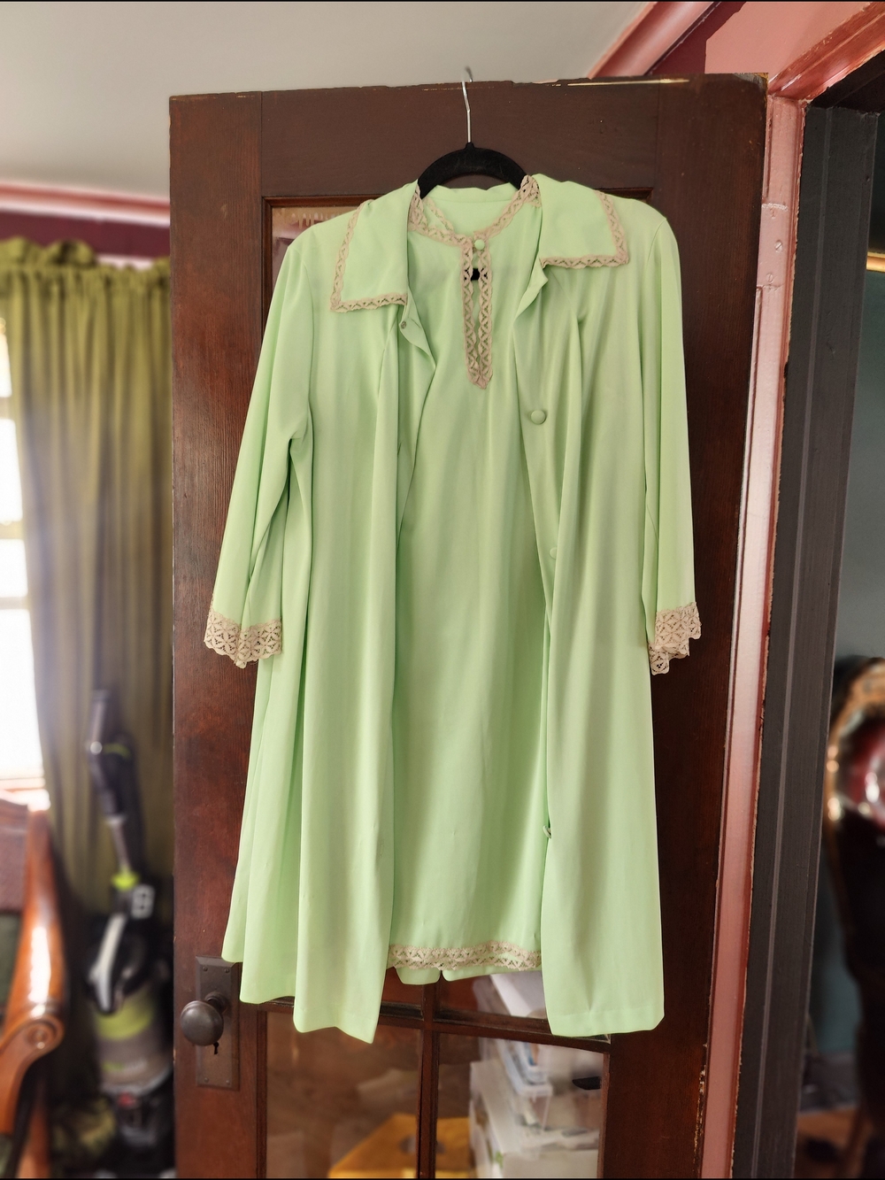 Vintage Vanity Fair Key lime Peignoir Set